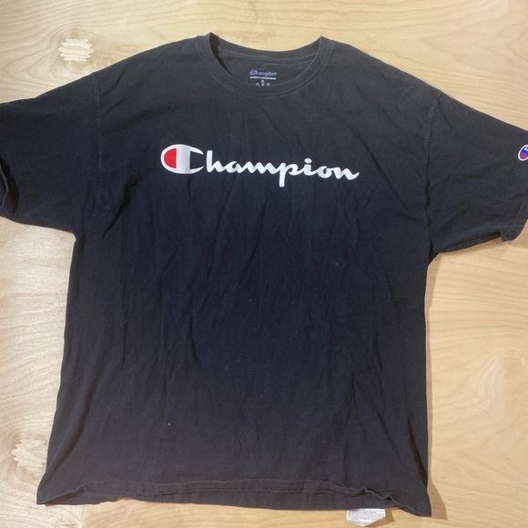 Champion Tee XL (JO) - Picture 5 of 10